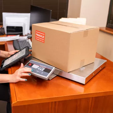 Balance d’expédition OHAUS COURIER™ 5000 | Interbalances