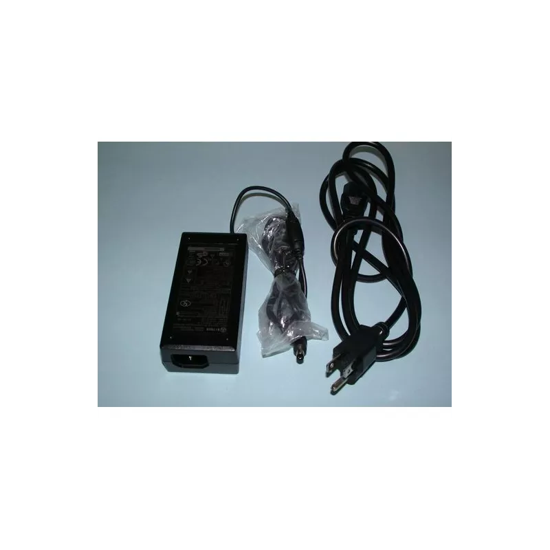 Adaptateur universel, 100-240V, STP103  - 80252035 | Interbalances