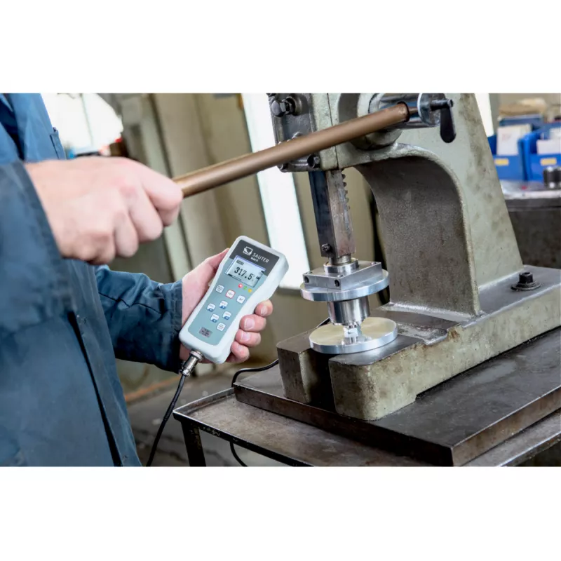 %product-name% %separator% %shop-name%