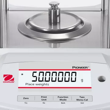 Analytical balance Pioneer® Semi-Micro | Interbalances
